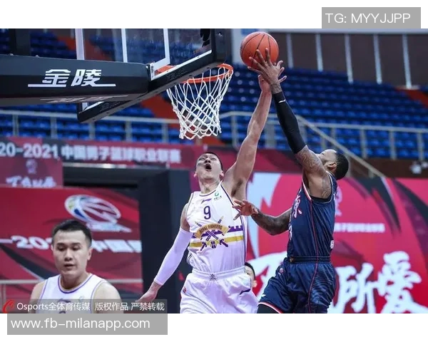 勇士替补群英荟萃七人得分四人上双共砍58分展现强大深度