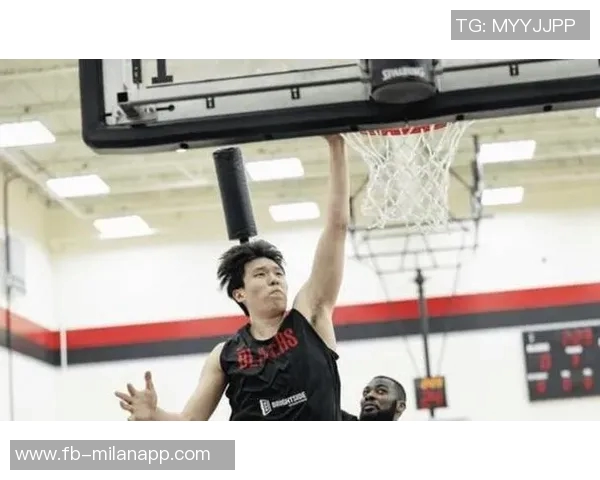 耐心等待开拓者主场战胜国王杨瀚森仍未获得上场机会