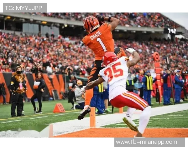 外援双子星联手发威引领球队逆转胜利全场观众欢呼不已