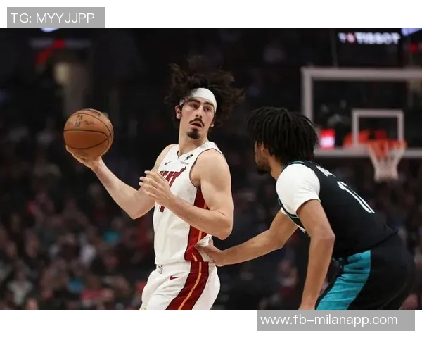 夏普的篮球世界:只专注篮筐的单打独斗如同游戏中失去传球键的困境 夏普的篮球世界:只专注篮筐的单打独斗如同游戏中失去传球键的困境