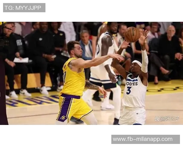 麦克丹尼尔斯全能表现助力球队17分6板5助2帽三分球命中率高达67 麦克丹尼尔斯全能表现助力球队17分6板5助2帽三分球命中率高达67